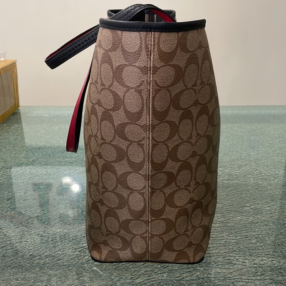 Coach Tote 32706 - Picture 4 of 13